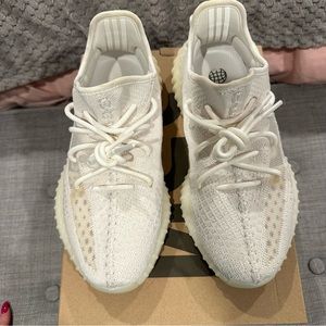 Yeezy Boost 350 v2 bone